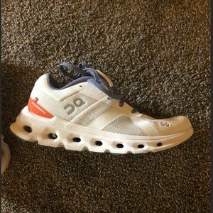 Womens Size 7 On Sneakers